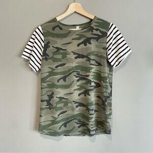 Daisy Mae Womens Camo Striped Sleeve Relaxed Fit T shirt Size Small